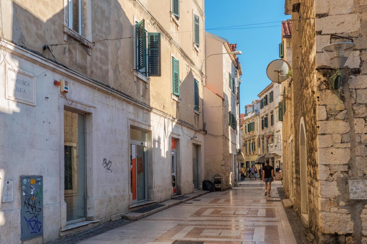 Apartment Queen Teuta In The Heart Of Split Historical Heritage Εξωτερικό φωτογραφία