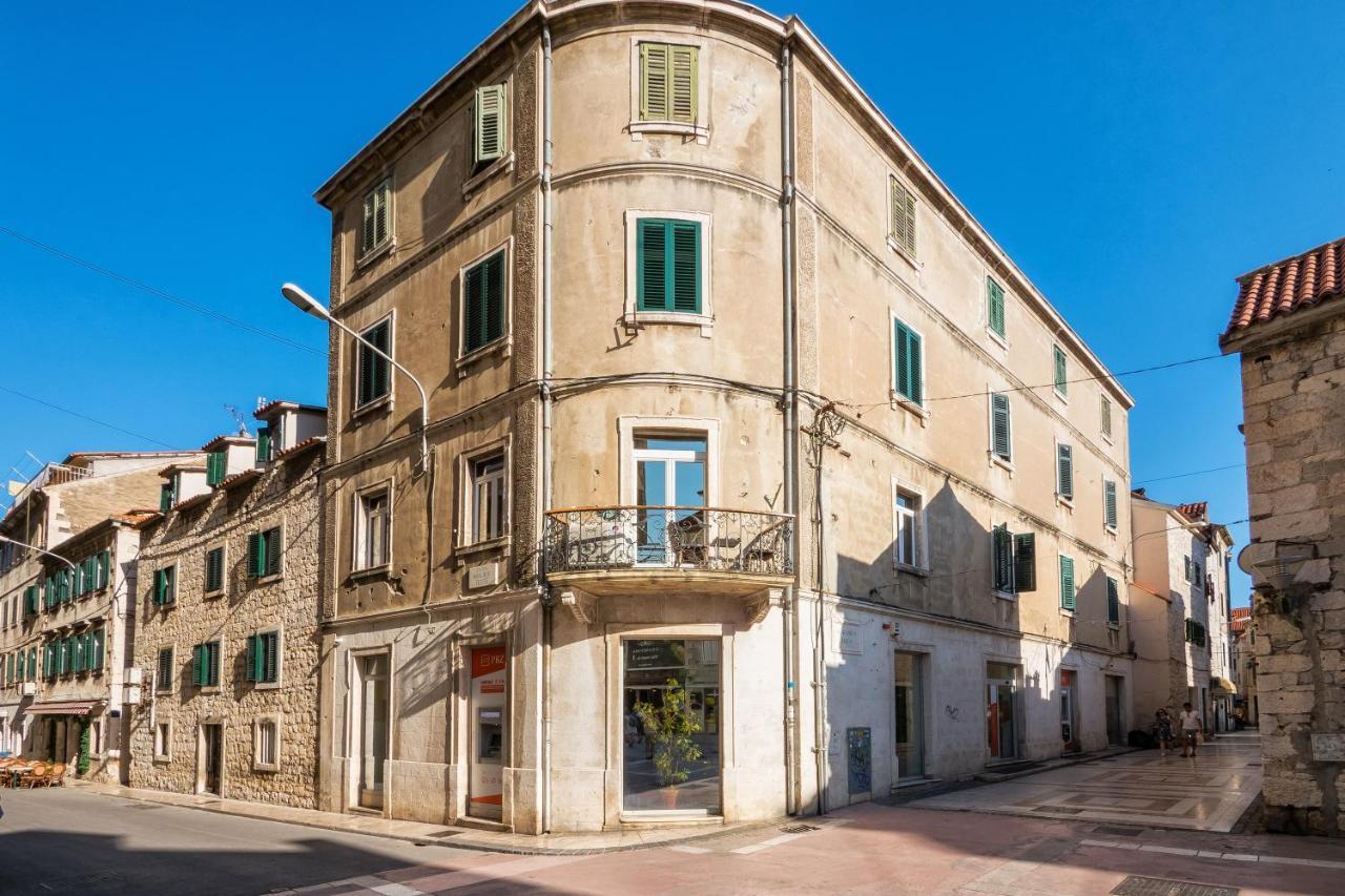 Apartment Queen Teuta In The Heart Of Split Historical Heritage Εξωτερικό φωτογραφία